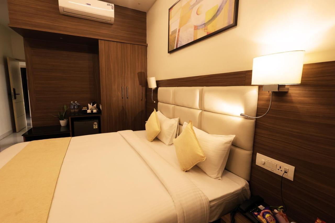 Grand Regency Rajajinagar, Iskcon Temple - Wtc Hotel Bengaluru Kültér fotó