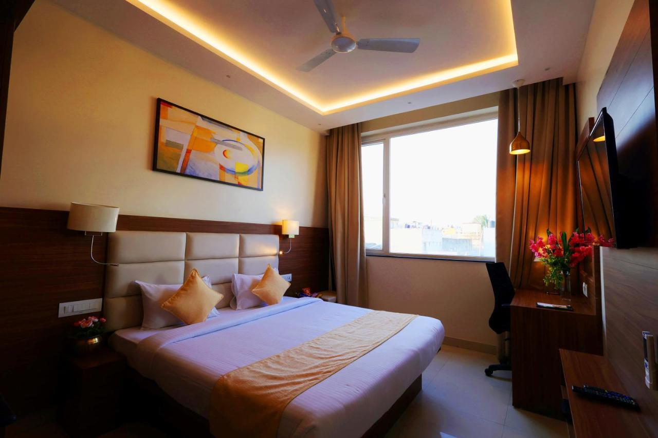 Grand Regency Rajajinagar, Iskcon Temple - Wtc Hotel Bengaluru Kültér fotó
