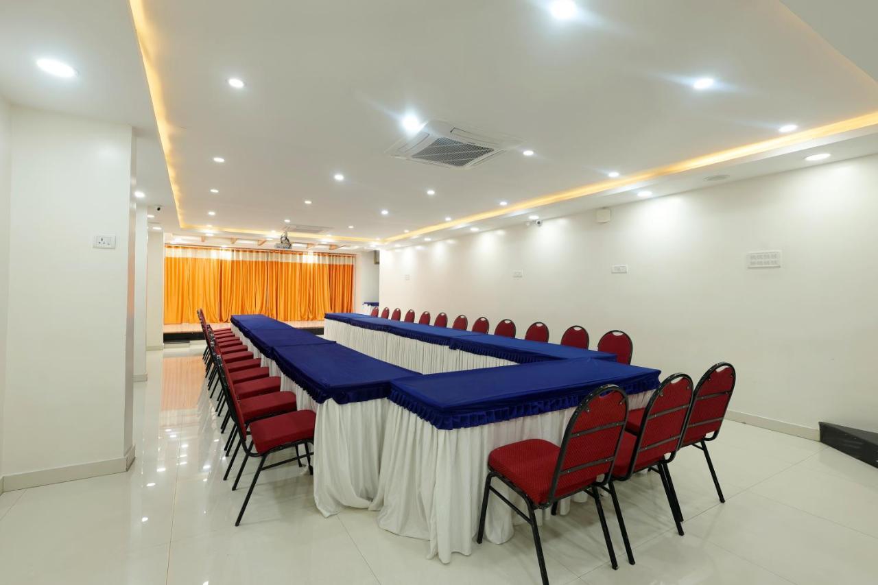 Grand Regency Rajajinagar, Iskcon Temple - Wtc Hotel Bengaluru Kültér fotó