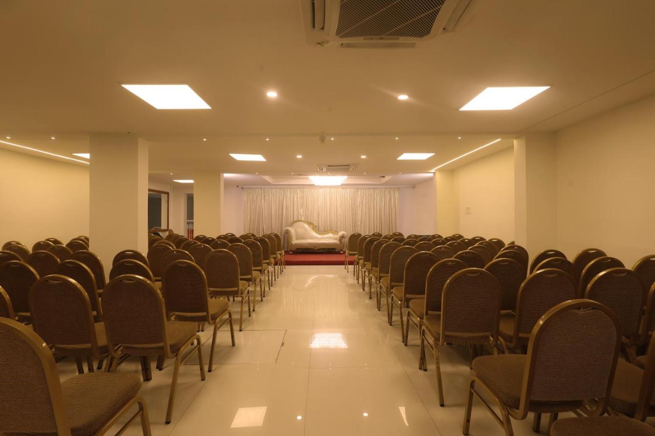 Grand Regency Rajajinagar, Iskcon Temple - Wtc Hotel Bengaluru Kültér fotó