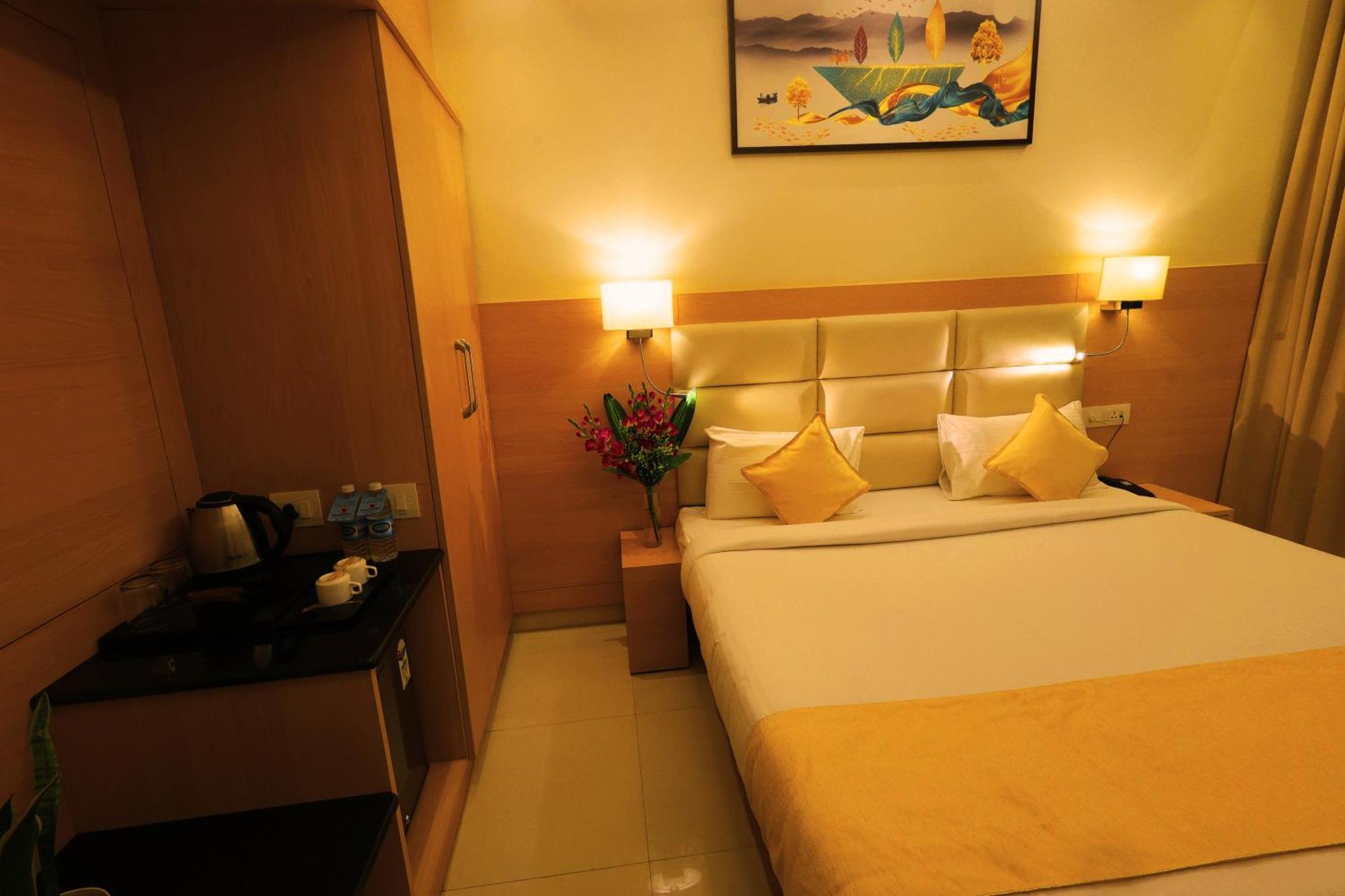 Grand Regency Rajajinagar, Iskcon Temple - Wtc Hotel Bengaluru Kültér fotó