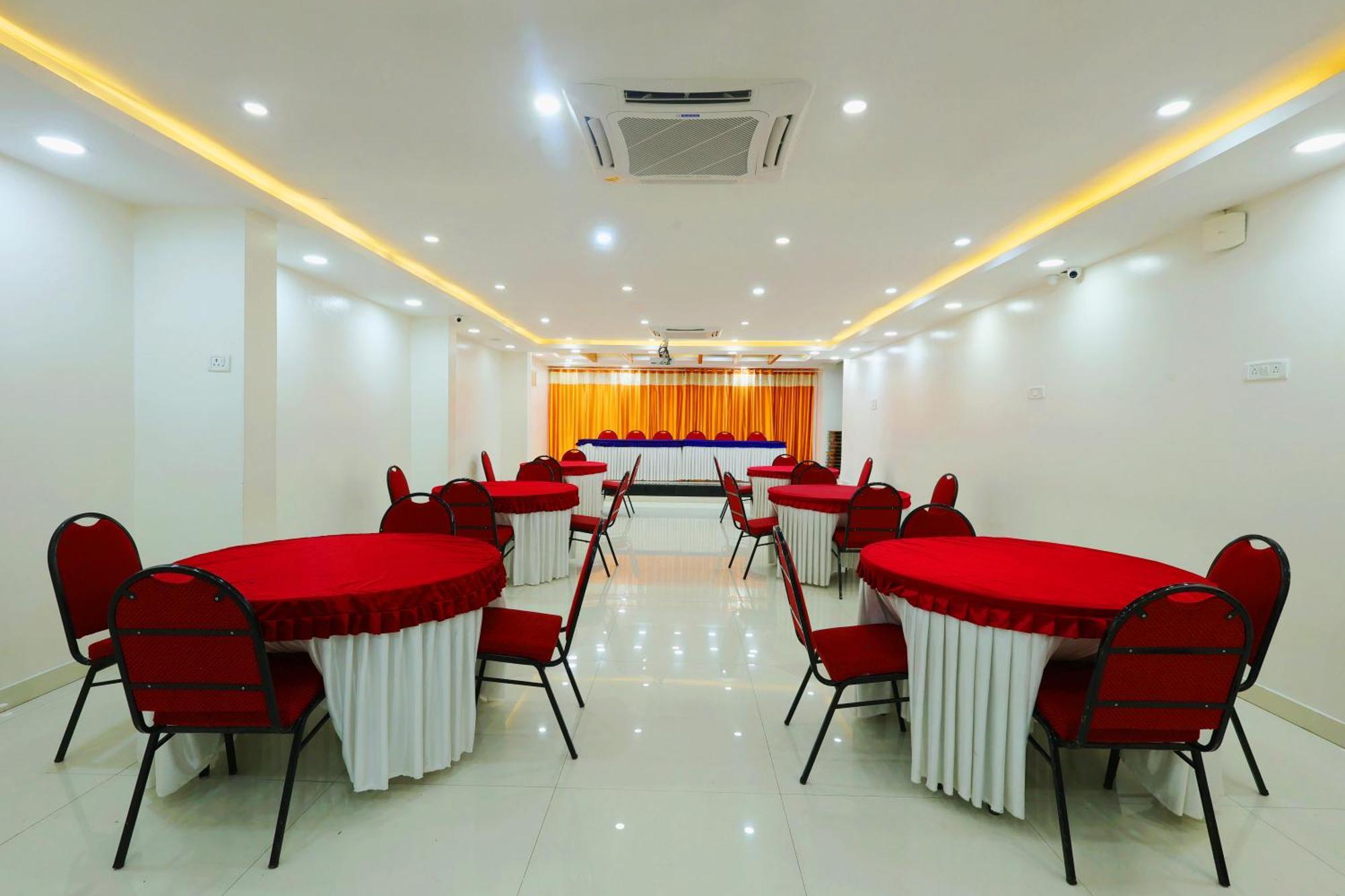 Grand Regency Rajajinagar, Iskcon Temple - Wtc Hotel Bengaluru Kültér fotó