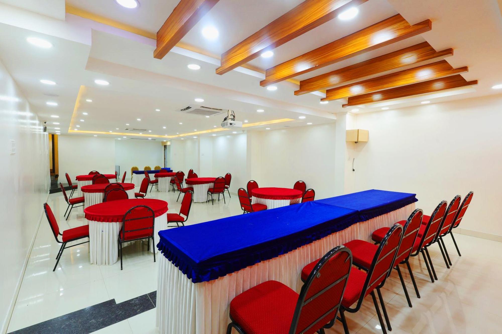 Grand Regency Rajajinagar, Iskcon Temple - Wtc Hotel Bengaluru Kültér fotó