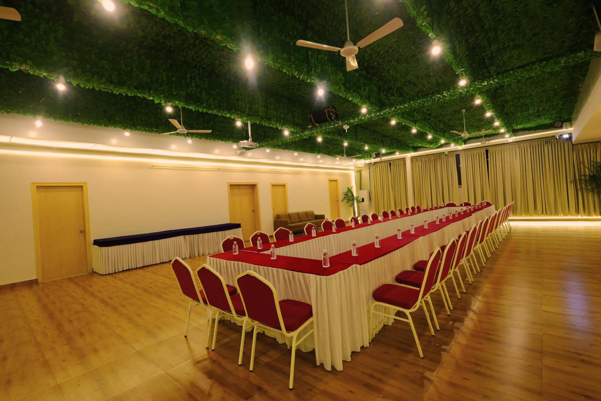 Grand Regency Rajajinagar, Iskcon Temple - Wtc Hotel Bengaluru Kültér fotó